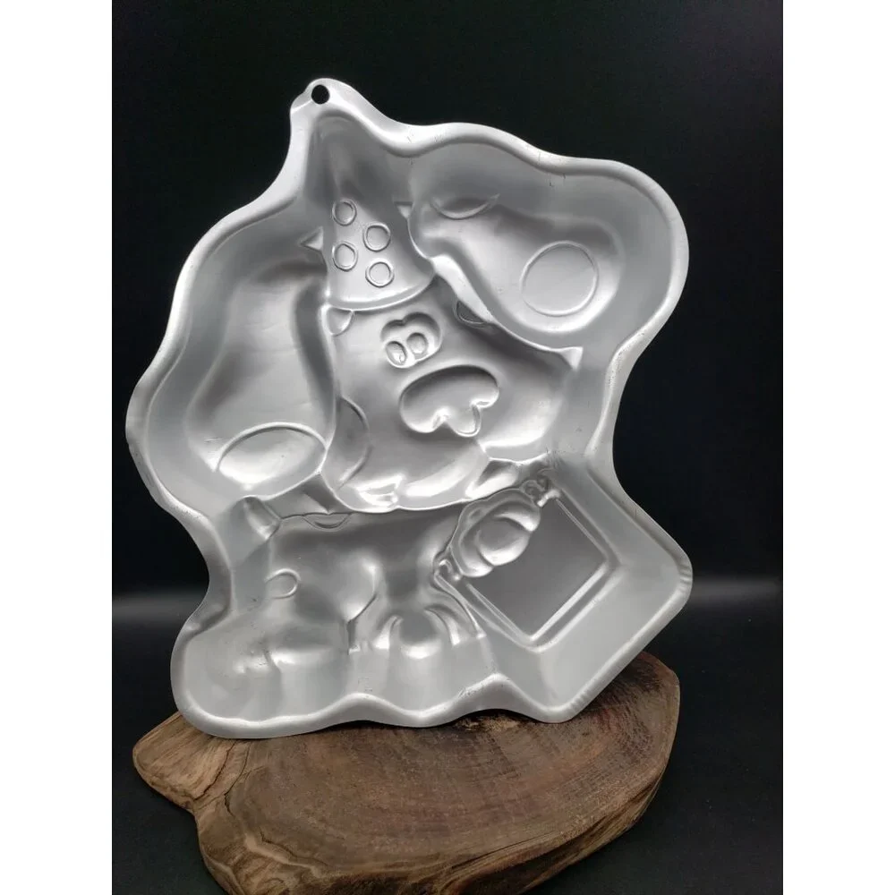 Wilton Blue's Clues Cake Pan 1999 Viacom Blue Dog Character Baking Pan